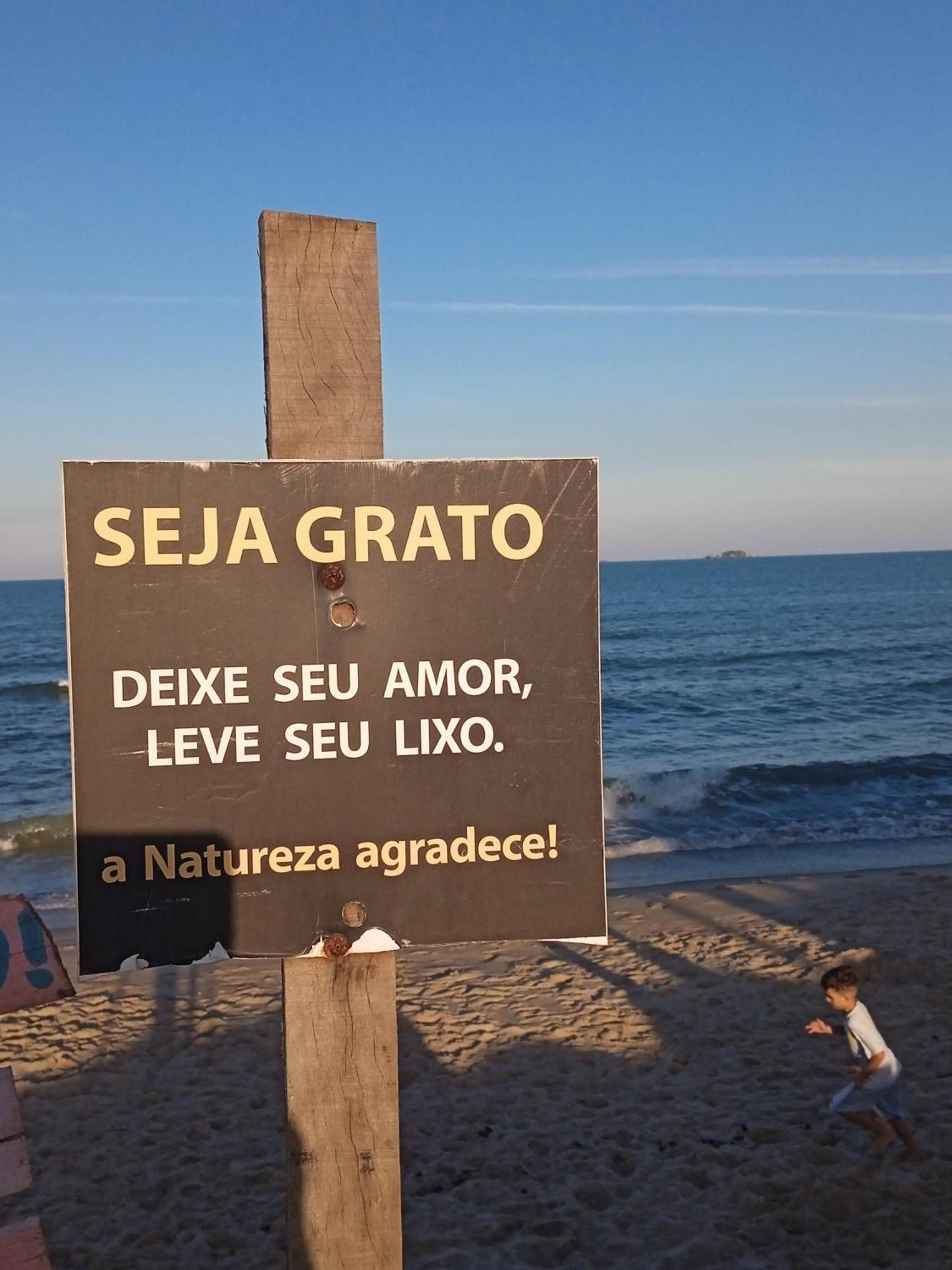 Quintas Da Barra Bnb A 30M Da Praia Balneario Barra do Sul Exterior photo